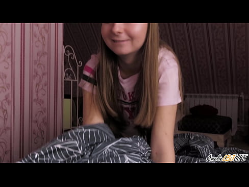❤️ Blondínka hlboko vysaje svoju BFF a dostane semeno do úst ️ Porno na nás ️❤